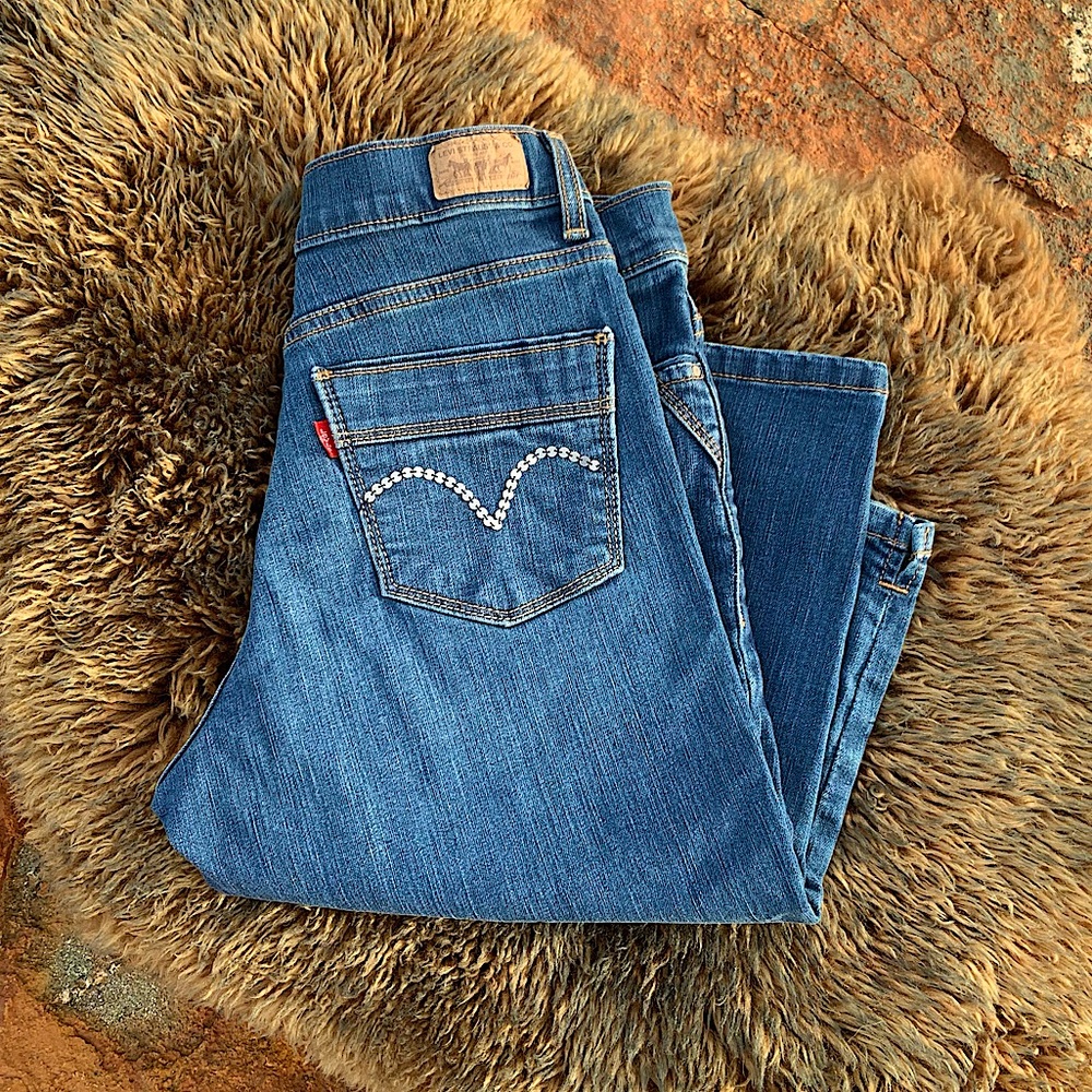 🌟Levis 🌟 512   Capris   Size 6🌟
